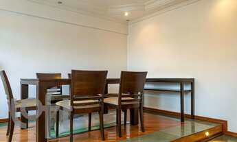 Imagem 3: 3 dormitórios na Rua Vitorino Carmilo