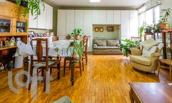 Imagem 2: 3 dormitórios na Rua Dona Antônia De Queirós