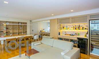 Imagem 3: 3 dormitórios na Rua Doutor Renato Paes De Barros