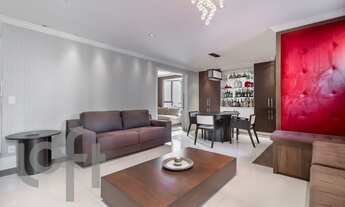 Imagem 2: 4 dormitórios na Rua Saint Hilaire