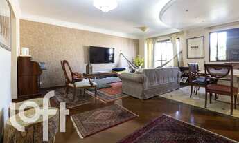 Imagem: 4 dormitórios na Rua Coelho De Carvalho