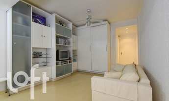 Imagem 5: 1 dormitório na Rua Vitorino Carmilo