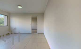 Imagem 2: 1 dormitório na Rua Frei Caneca