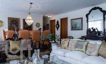 Imagem 1: 3 dormitórios na Rua Doutor Albuquerque Lins