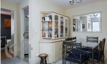 Imagem 4: 2 dormitórios na Rua Heitor Peixoto