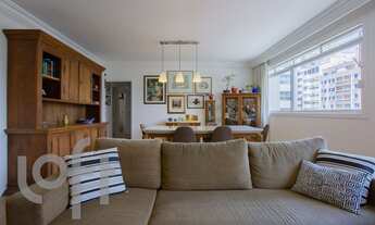 Imagem 2: 3 dormitórios na Rua Doutor Renato Paes De Barros