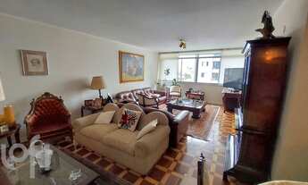 Imagem 2: 3 dormitórios na Rua Simão Alvares