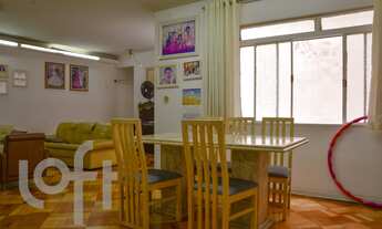 Imagem: 4 dormitórios na Rua Julio Conceição