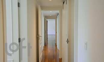 Imagem 4: 4 dormitórios na Rua Henrique Monteiro