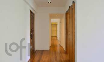 Imagem 3: 4 dormitórios na Rua Henrique Monteiro