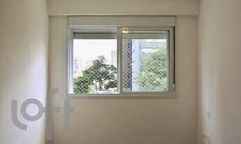 Imagem 7: 4 dormitórios na Rua Henrique Monteiro