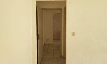 Imagem 7: 2 dormitórios na Rua Doutor Antônio Paulo De Oliveira Ferreira