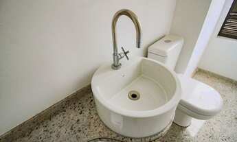 Imagem 7: 3 banheiro na Rua Doutor Cândido Espinheira