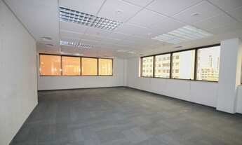 Imagem 4: 3 banheiro na Rua Doutor Cândido Espinheira