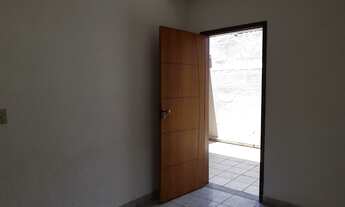 Imagem 6: 2 dormitórios na Rua Doutor Antônio Paulo De Oliveira Ferreira