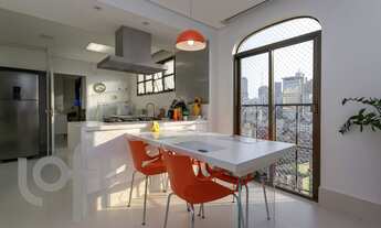 Imagem: 4 dormitórios na Rua Dos Franceses