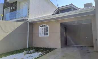 Imagem 2: CASA EM PINHAIS Casa com 2 dormitórios