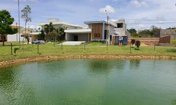 Imagem: Imperdível Casa de Luxo em Condomínio