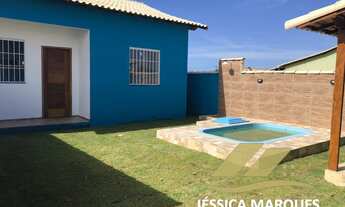 Imagem: Linda casa com 2 quartos, com piscina e