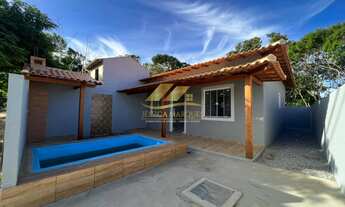 Imagem: Linda casa de 2 quartos, piscina e área