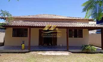 Imagem: Linda casa com 3 quartos sendo 1 suíte