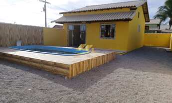 Imagem: Linda casa com 2 quartos, piscina e área