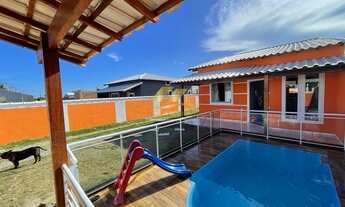 Imagem: Linda casa modelo com 2 quartos, piscina