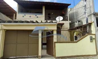 Imagem: 2 CASAS EM CONDOMÍNIO FECHADO