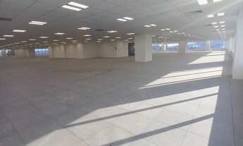 Imagem 5: Vendo e Alugo Três Salas Comerciais Conjugadas somam com 1.500m²