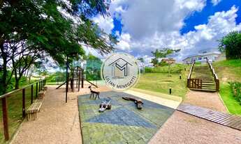 Imagem 6: Terreno Plano com 633 metros, sem vizinhos de fundo. Condomínio Terras de Jundiai. Ao lado