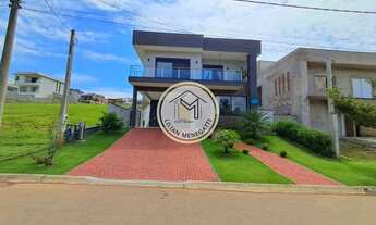 Imagem: Sobrado com 4 dormitórios, escritório