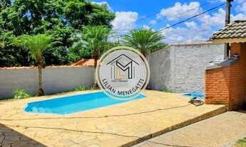 Imagem 2: Chácara com 5 quartos sendo uma suíte com closet. 3 banheiros. Área gourmet. Piscina. Itup