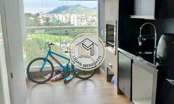 Imagem 2: Apartamento em condomínio com 1 suite e sala ampliada. 2 vagas de garagem. Varanda Gourmet