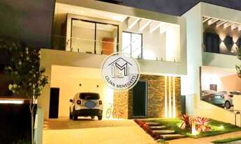 Imagem: Sobrado com 3 suítes e piscina no condomínio