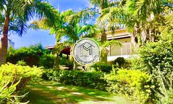 Imagem 2: Casa em condomínio com 4 quartos, suite. Cozinha americana. Churrasqueira. Piscina. Parque