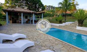 Imagem: Chácara com 3 suítes, closet. Churrasqueira