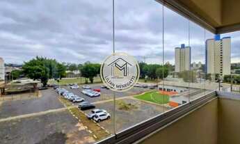 Imagem 4: Apartamento com 3 quartos, suite. Varanda fechada. Cozinha planejada. 1 vaga coberta. Edif