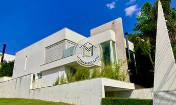 Imagem 2: Condomínio quinta das laranjeiras. Casa em condomínio com 3 quartos, suítes. Escritório. Á