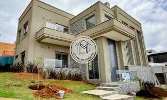 Imagem 4: Sobrado com 4 quartos suites. 1 suíte no térreo. Frente para o lago. Área goumet com Pisci