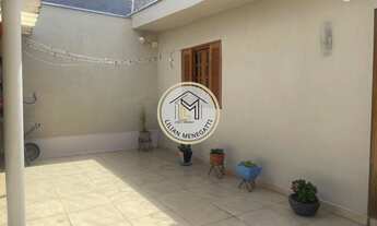 Imagem 5: Oportunidade. Casa Térrea com 3 Quartos, suíte. Garagem 2 carros. 222 m². Próximo á prefei