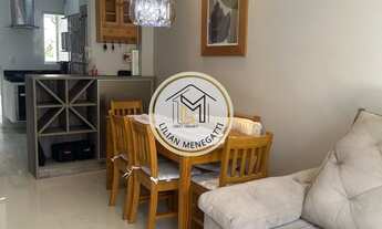 Imagem 4: Linda Casa com 2 quartos. 2 vagas. Armarios Planejados. Quintal com Churrasqueira. Condomí