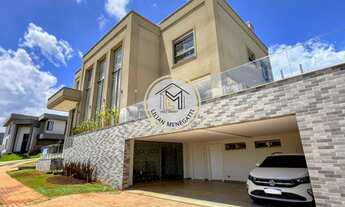 Imagem 7: Sobrado com 4 quartos suites. 1 suíte no térreo. Frente para o lago. Área goumet com Pisci