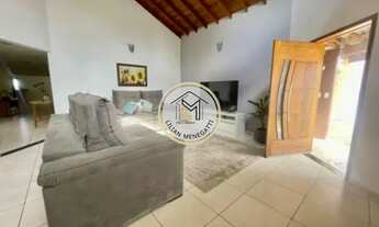 Imagem 2: Condomínio outeiro das flores. Casa em condomínio com 4 quartos. 3 vagas. Móveis planejado