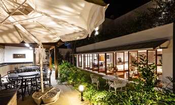 Imagem 4: Condominio Terras de São Carlos. Casa Moderna com 4 suítes. Quintal com espaço gourmet e J