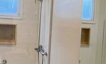 Imagem 7: Oportunidade! Vendo Casa no Eco Village I com 3 suítes, piscina com raia, Fino Acabamento