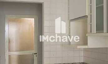 Imagem 5: Casa de alto padrão em condomínio exclusivo no bairro Las Palmas com 3 quartos, 1 suíte, 3