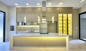 Imagem: Casa em Condomínio de Luxo à Venda em