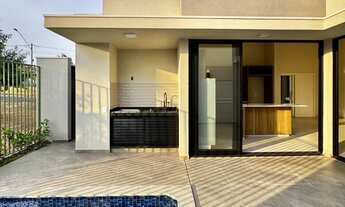 Imagem 3: Vendo Casa Nova no Condomínio Village Provence com 3 suítes, Piscina, Fino Acabamento e En