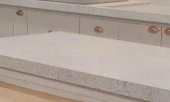 Imagem 3: Vendo Casa Nova no Condominío Terra Vista com 3 suítes, piscina e fino acabamento