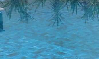 Imagem 2: Vendo Casa Nova no Condominío Terra Vista com 3 suítes, piscina e fino acabamento